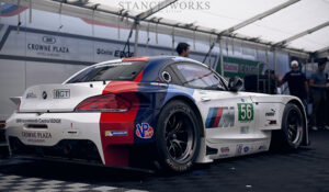 bmw-z4-gte-race car wrap in chicago